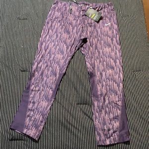 NWT Dri Fit Nike Leggings - M